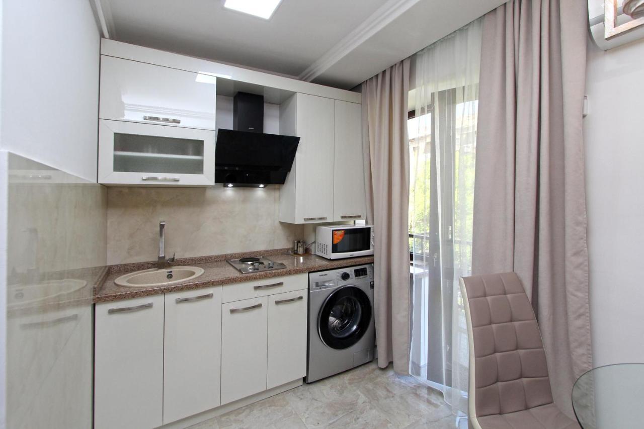 Appartamento Vagarshyan 19 K.29 Erevan Esterno foto